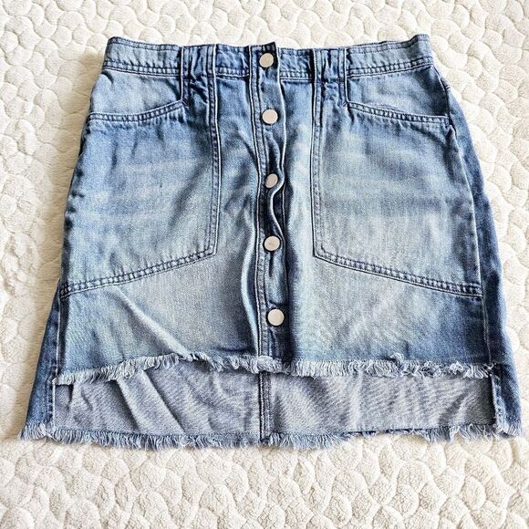 Denim mini skirt buttons light weight distressed frayed 27 4 - Picture 1 of 6